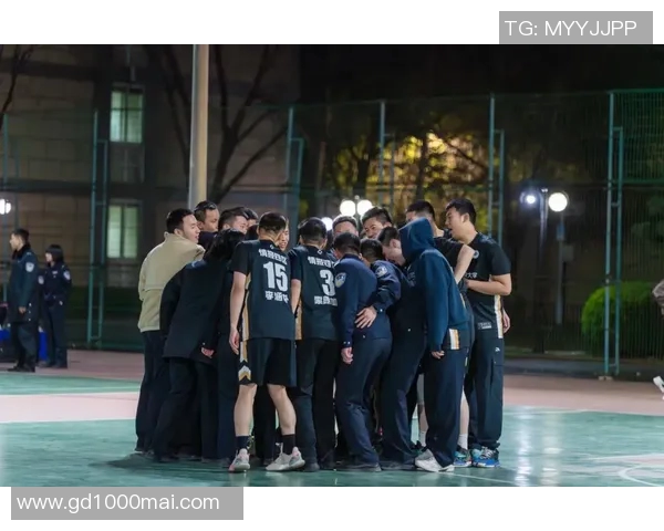 西安篮球队团队协作深度解析与其他球队的对比研究