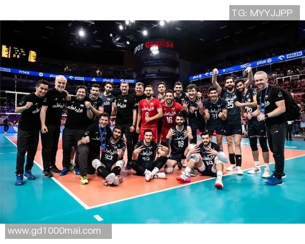 南京排球队在总决赛积分榜上以63分稳居第一名展现强劲实力